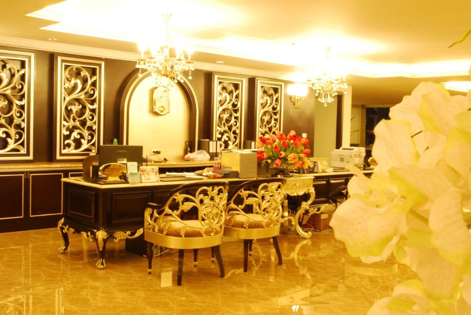 Lk Royal Wing Hotel Pattaya Exterior photo