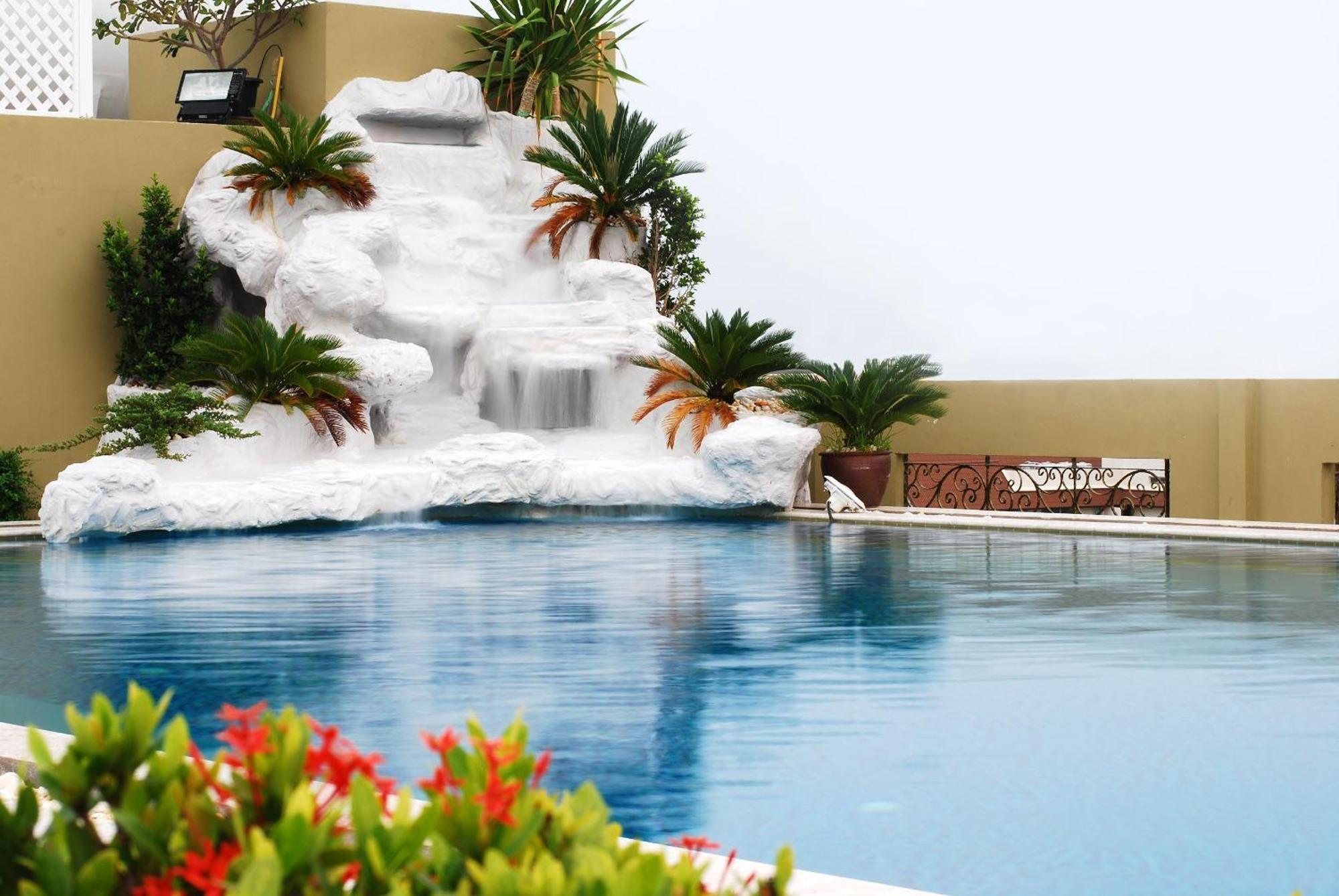 Lk Royal Wing Hotel Pattaya Exterior photo