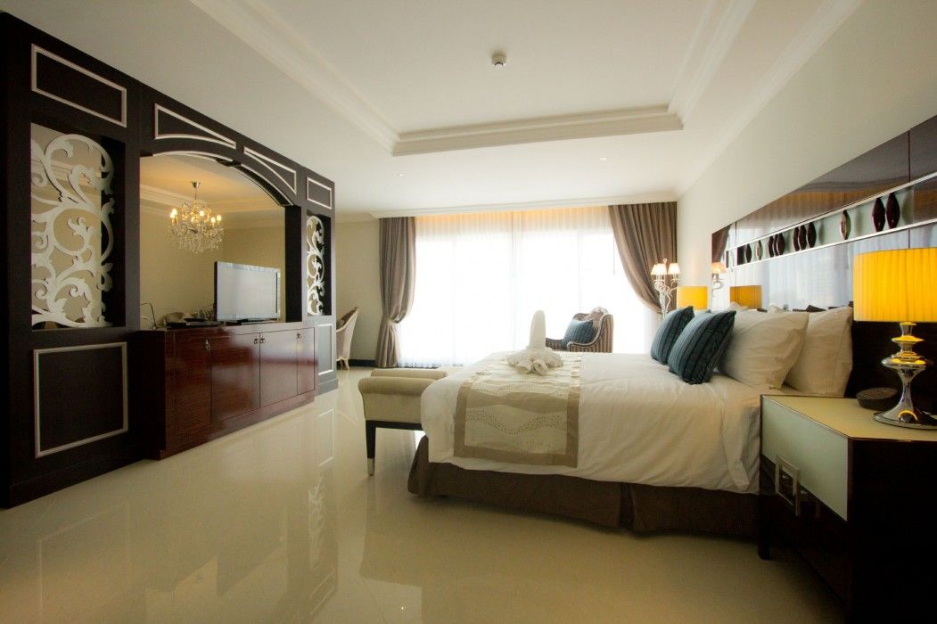 Lk Royal Wing Hotel Pattaya Exterior photo